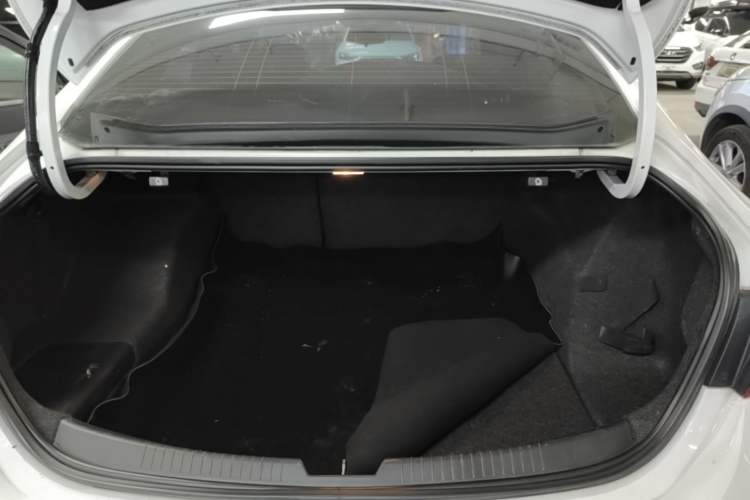 Used Chevrolet Malibu XL 2016 1.5T Dual-Clutch Ruichi Edition Trunk