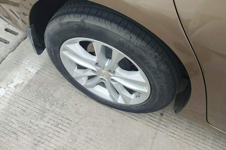 Used Chevrolet Malibu XL 2016 2.5L Automatic RuiShang Version Right Rear Wheel Hub
