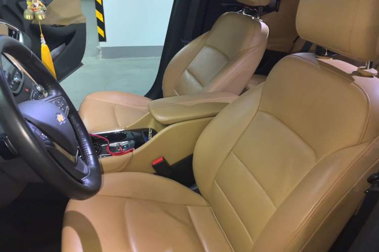 Used Chevrolet Malibu XL 2017 2.5L Automatic RuiZun Edition Left Front Seat