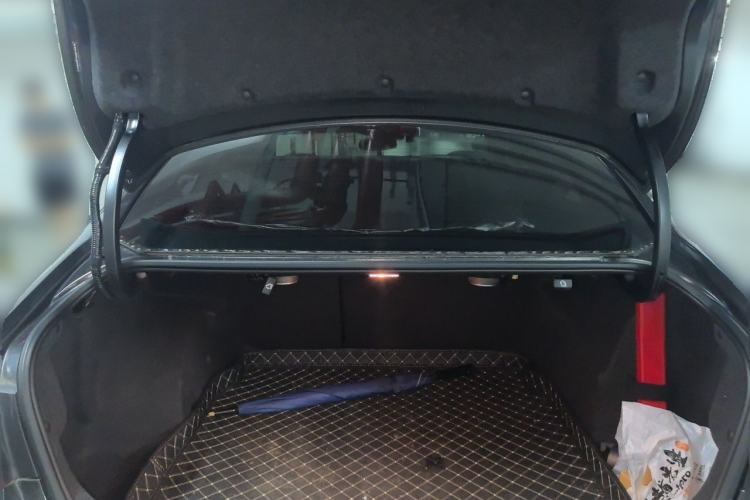 Used Chevrolet Malibu XL 2017 2.5L Automatic RuiZun Edition Trunk