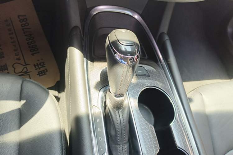 Used Chevrolet Malibu XL 2017 1.5T Automatic Ruichi Edition Gear Lever