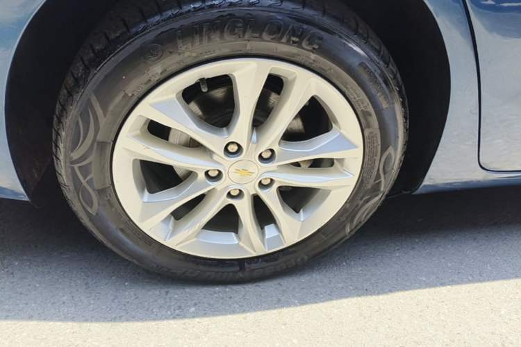 Used Chevrolet Malibu XL 2017 1.5T Automatic Ruichi Edition Right Rear Wheel Hub