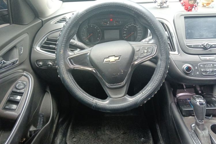 Used Chevrolet Malibu XL 2017 1.5T Automatic Ruichi Edition Steering Wheel