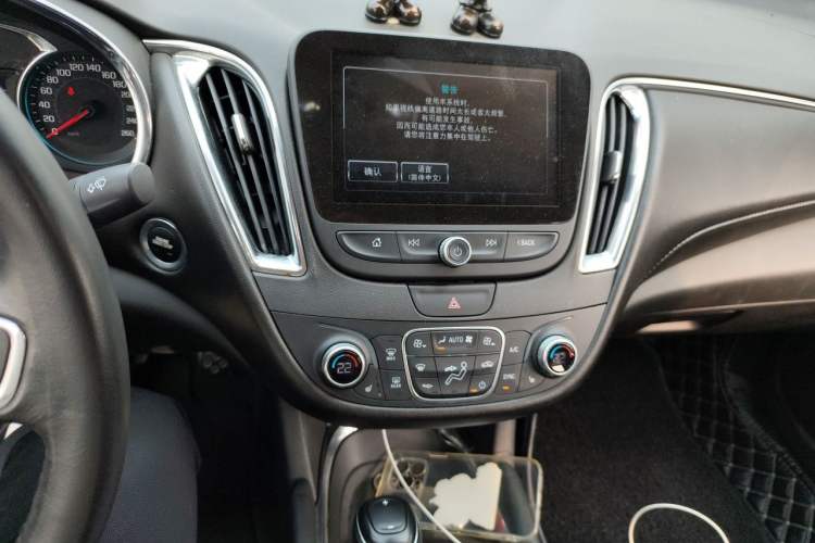 Used Chevrolet Malibu XL 2017 1.5T Dual-Clutch Ruimao Edition Audio And AC Panel