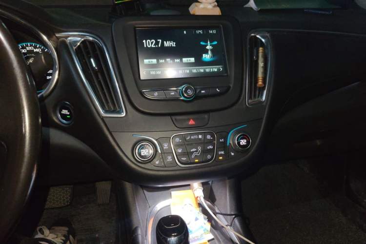 Used Chevrolet Malibu XL 2017 1.5T Automatic Ruichi Edition Audio And AC Panel