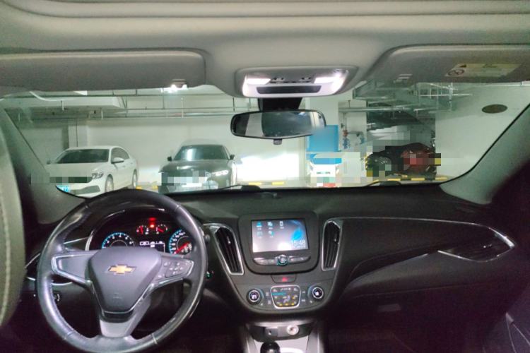 Used Chevrolet Malibu XL 2017 1.5T Automatic Ruichi Edition Center Console