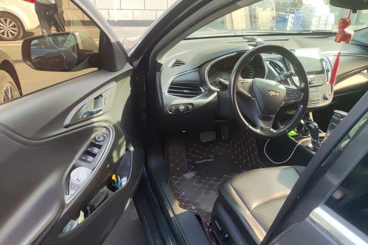 Used Chevrolet Malibu XL 2017 1.5T Automatic Ruichi Edition Driver Seat