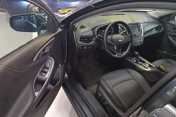 Used Chevrolet Malibu XL 2017 1.5T Automatic Ruichi Edition Driver Seat