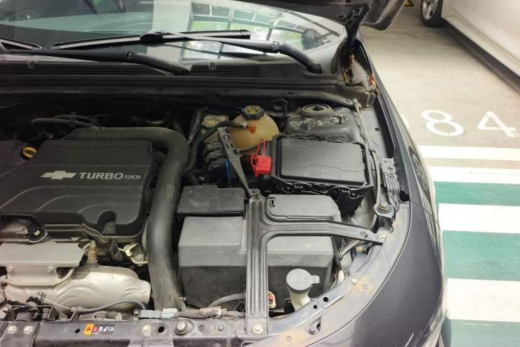 Used Chevrolet Malibu XL 2017 1.5T Automatic Ruichi Edition Engine Bay Left