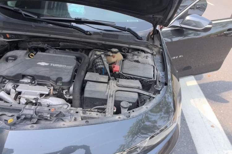 Used Chevrolet Malibu XL 2017 1.5T Automatic Ruichi Edition Engine Bay Left
