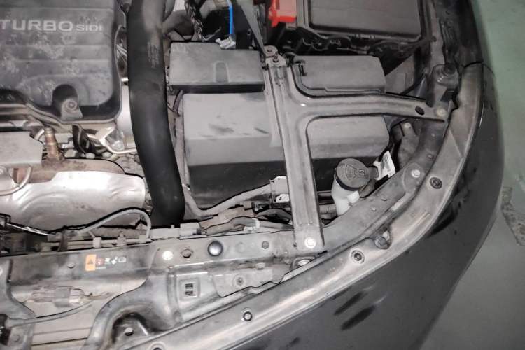 Used Chevrolet Malibu XL 2017 1.5T Automatic Ruichi Edition Engine Bay Left