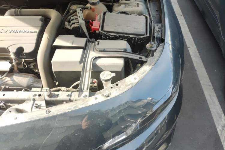 Used Chevrolet Malibu XL 2017 1.5T Automatic Ruichi Edition Engine Bay Left
