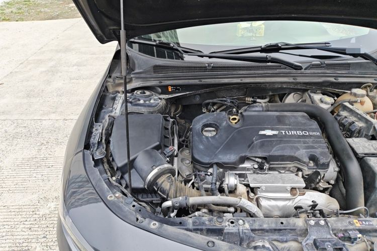 Used Chevrolet Malibu XL 2017 1.5T Automatic Ruichi Edition Engine Bay Right
