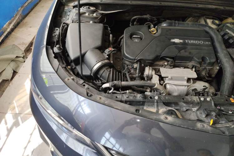 Used Chevrolet Malibu XL 2017 1.5T Automatic Ruichi Edition Engine Bay Right