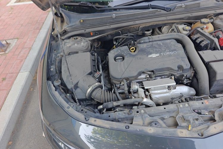 Used Chevrolet Malibu XL 2017 1.5T Automatic Ruichi Edition Engine Bay Right