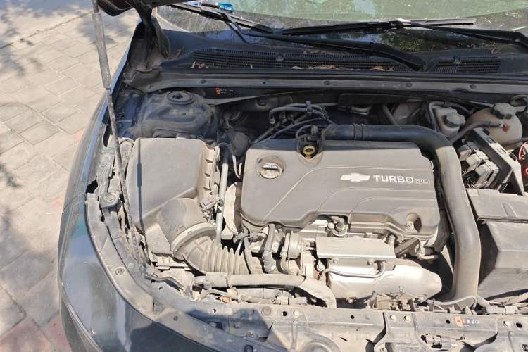 Used Chevrolet Malibu XL 2017 1.5T Automatic Ruichi Edition Engine Bay Right