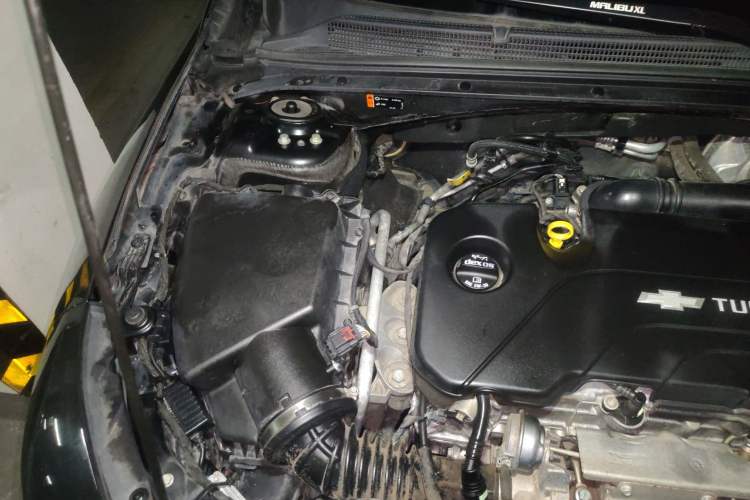 Used Chevrolet Malibu XL 2017 1.5T Automatic Ruichi Edition Engine Bay Right