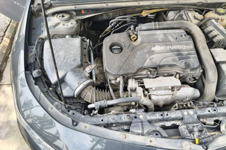 Used Chevrolet Malibu XL 2017 1.5T Automatic Ruichi Edition Engine Bay Right
