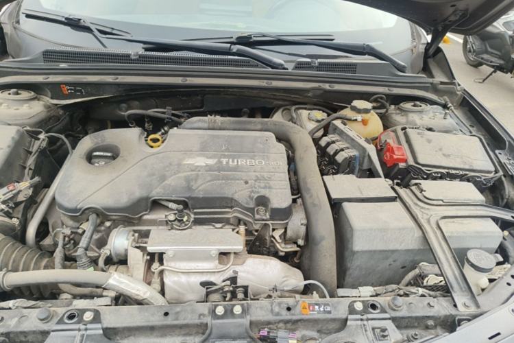 Used Chevrolet Malibu XL 2017 1.5T Automatic Ruichi Edition Engine Bay