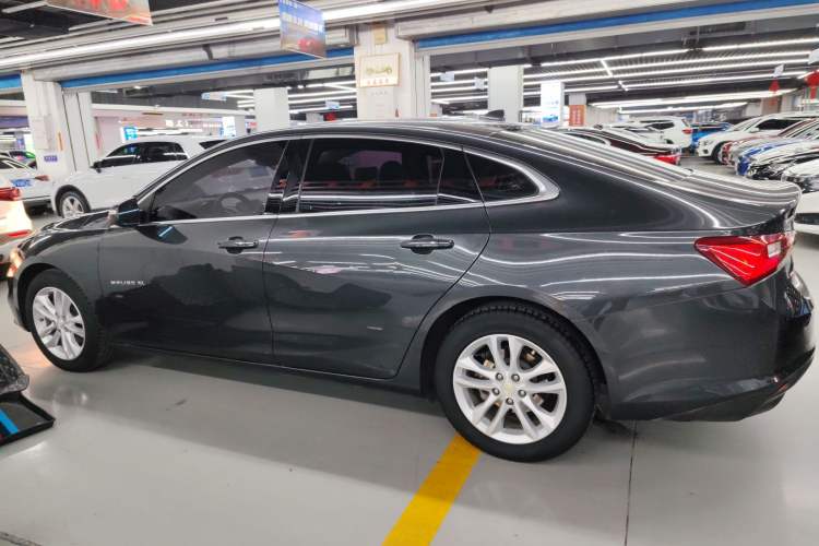 Used Chevrolet Malibu XL 2017 1.5T Automatic Ruichi Edition Exterior 3