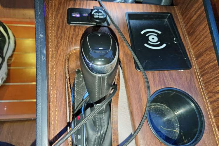 Used Chevrolet Malibu XL 2017 1.5T Automatic Ruichi Edition Gear Lever