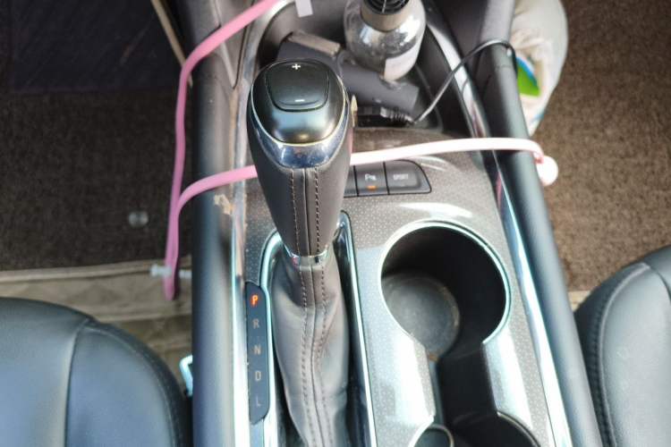 Used Chevrolet Malibu XL 2017 1.5T Automatic Ruichi Edition Gear Lever