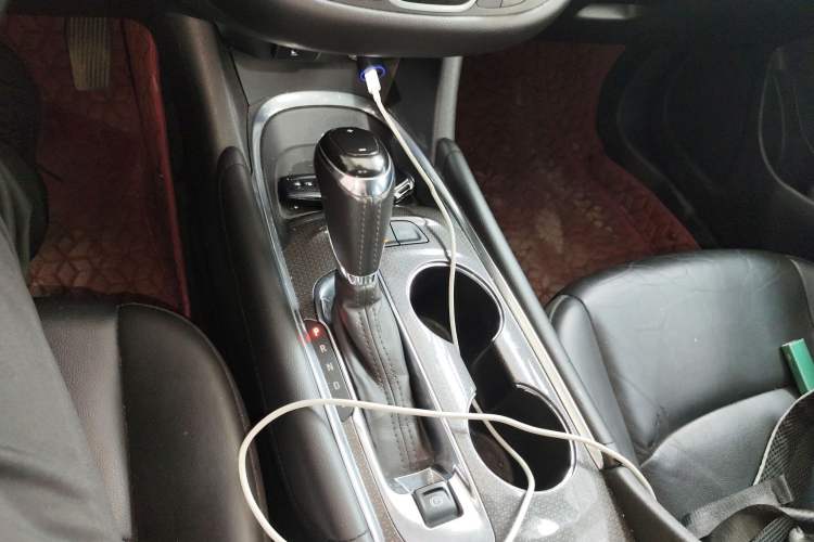 Used Chevrolet Malibu XL 2017 1.5T Automatic Ruichi Edition Gear Lever