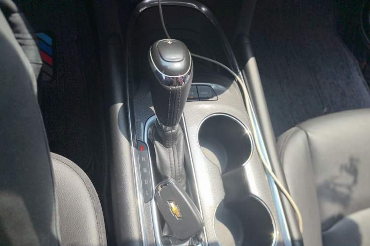 Used Chevrolet Malibu XL 2017 1.5T Automatic Ruichi Edition Gear Lever