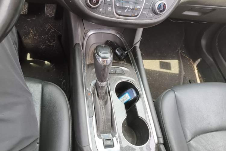 Used Chevrolet Malibu XL 2017 1.5T Automatic Ruichi Edition Gear Lever