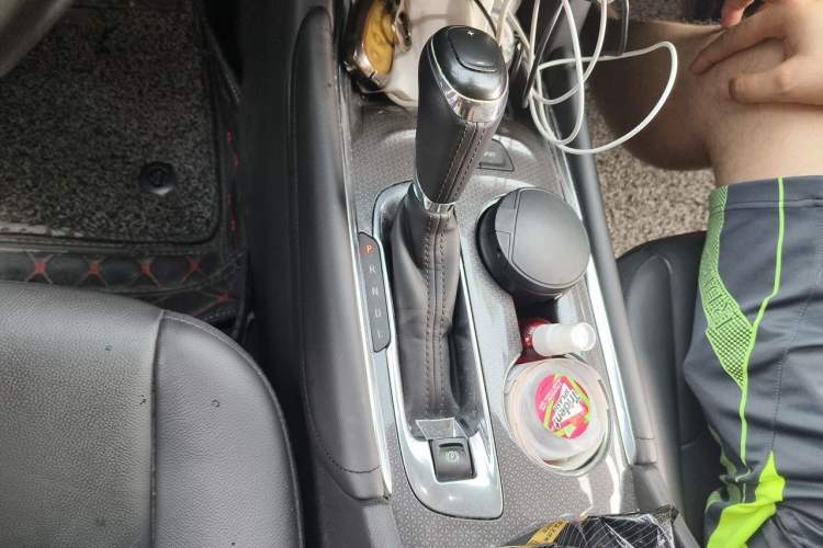 Used Chevrolet Malibu XL 2017 1.5T Automatic RuiShang Edition Gear Lever
