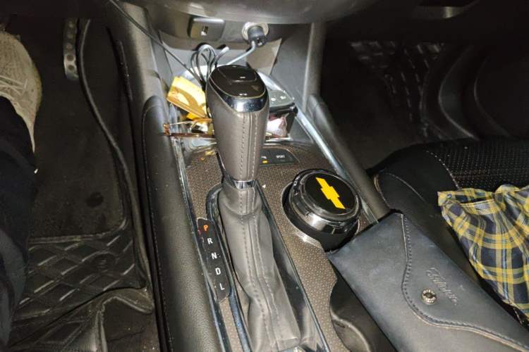Used Chevrolet Malibu XL 2017 1.5T Automatic Ruichi Edition Gear Lever