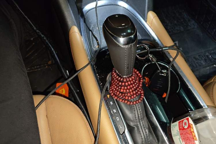 Used Chevrolet Malibu XL 2017 1.5T Automatic Ruichi Edition Gear Lever