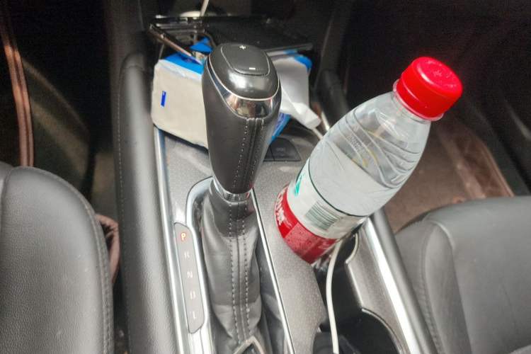 Used Chevrolet Malibu XL 2017 1.5T Automatic Ruichi Edition Gear Lever
