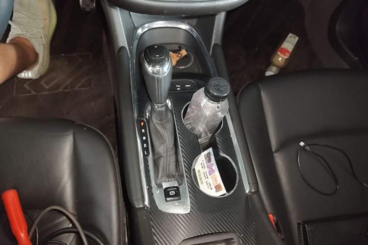 Used Chevrolet Malibu XL 2017 1.5T Automatic Ruichi Edition Gear Lever