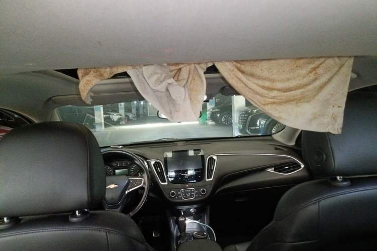 Used Chevrolet Malibu XL 2017 1.5T Automatic Ruichi Edition Headliner