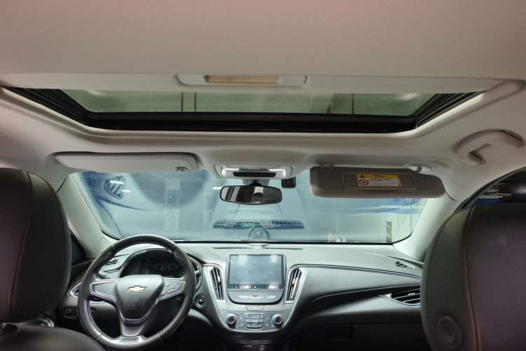 Used Chevrolet Malibu XL 2017 1.5T Automatic Ruichi Edition Headliner