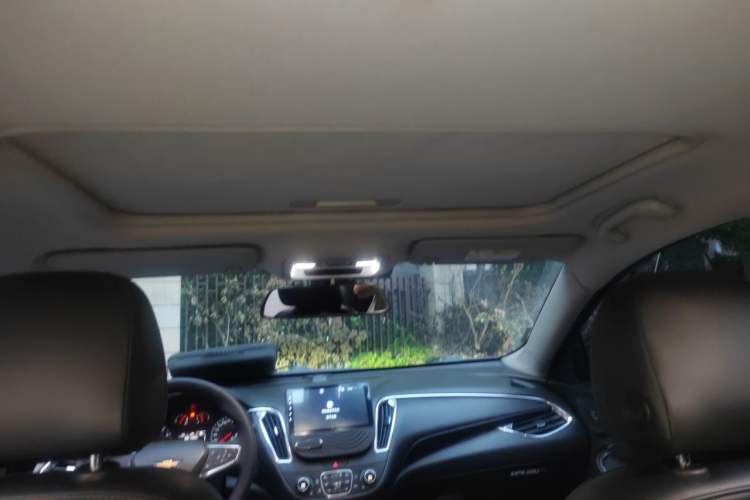 Used Chevrolet Malibu XL 2017 1.5T Automatic Ruichi Edition Headliner