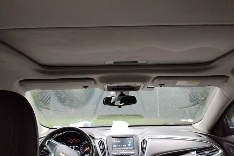 Used Chevrolet Malibu XL 2017 1.5T Automatic Ruichi Edition Headliner