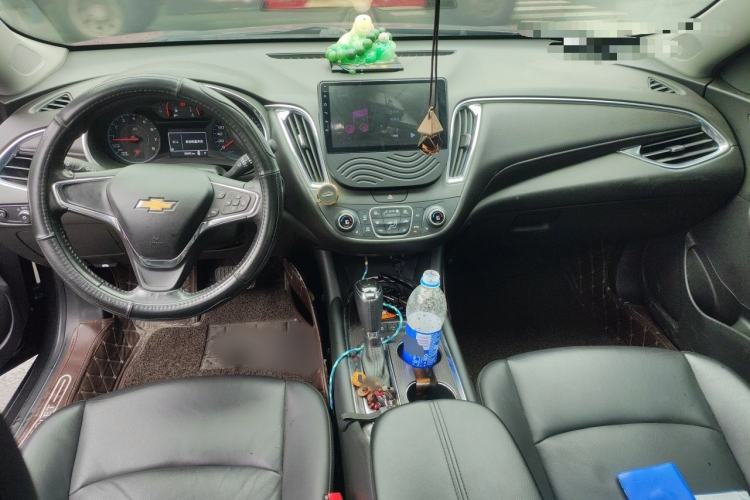 Used Chevrolet Malibu XL 2017 1.5T Automatic Ruichi Edition Interior 2