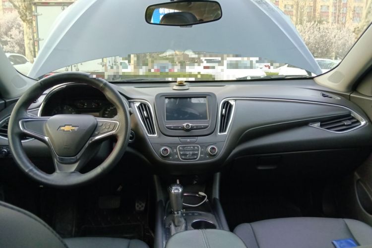 Used Chevrolet Malibu XL 2017 1.5T Automatic Ruichi Edition Interior 2