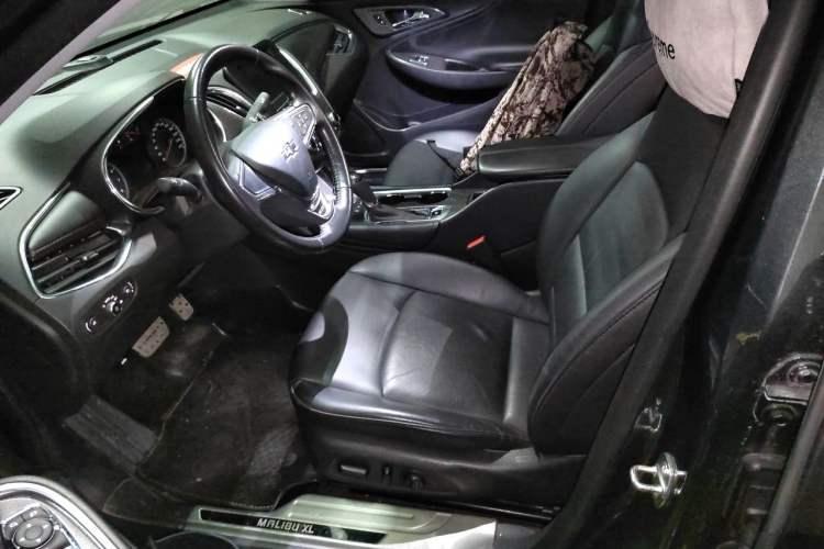 Used Chevrolet Malibu XL 2017 1.5T Automatic Ruichi Edition Left Front Seat