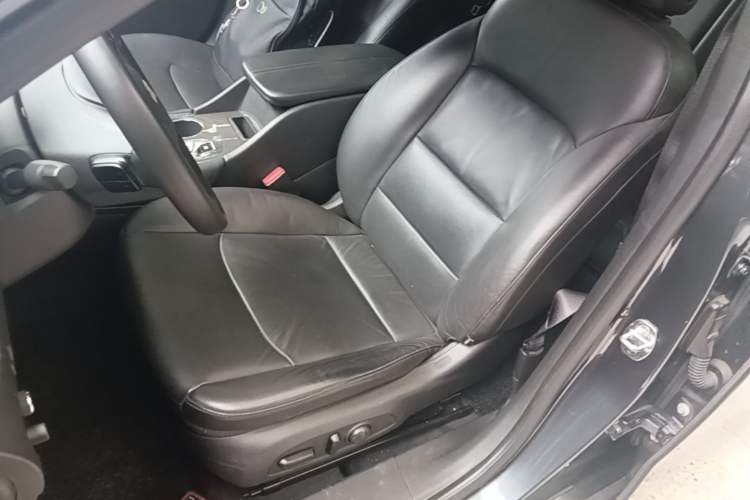 Used Chevrolet Malibu XL 2017 1.5T Automatic Ruichi Edition Left Front Seat