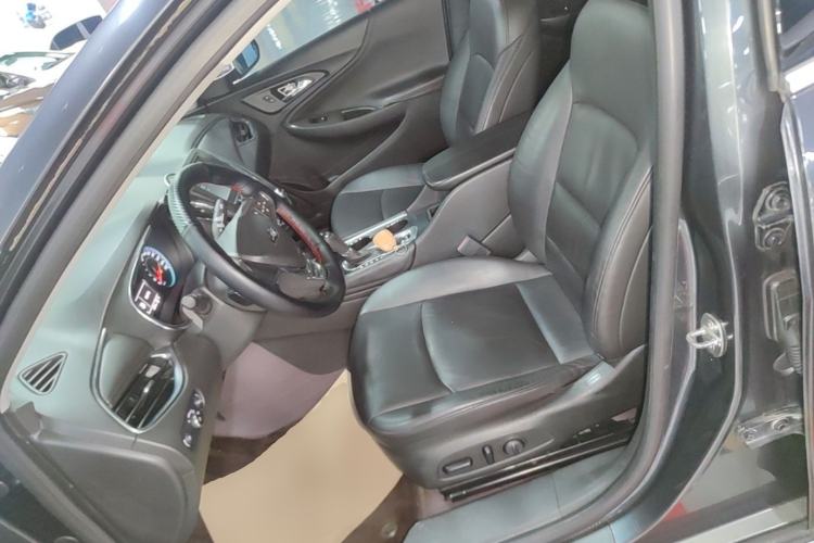 Used Chevrolet Malibu XL 2017 1.5T Automatic Ruichi Edition Left Front Seat