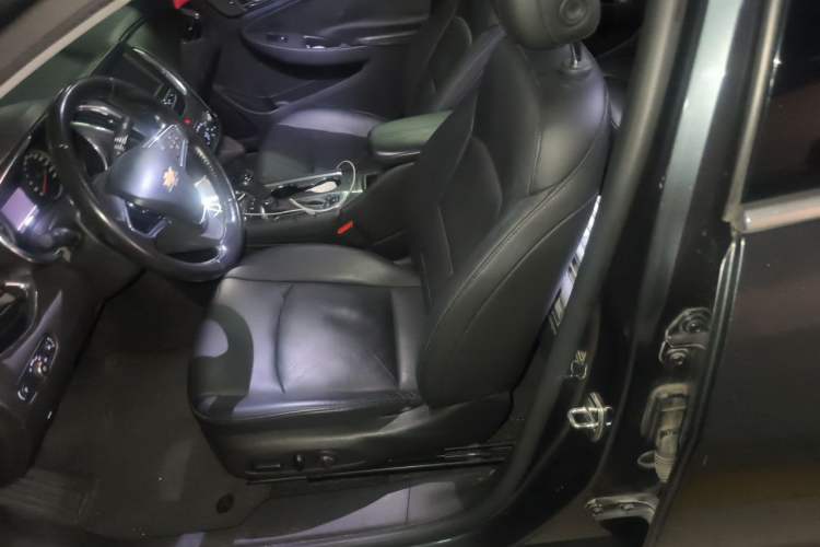 Used Chevrolet Malibu XL 2017 1.5T Automatic Ruichi Edition Left Front Seat