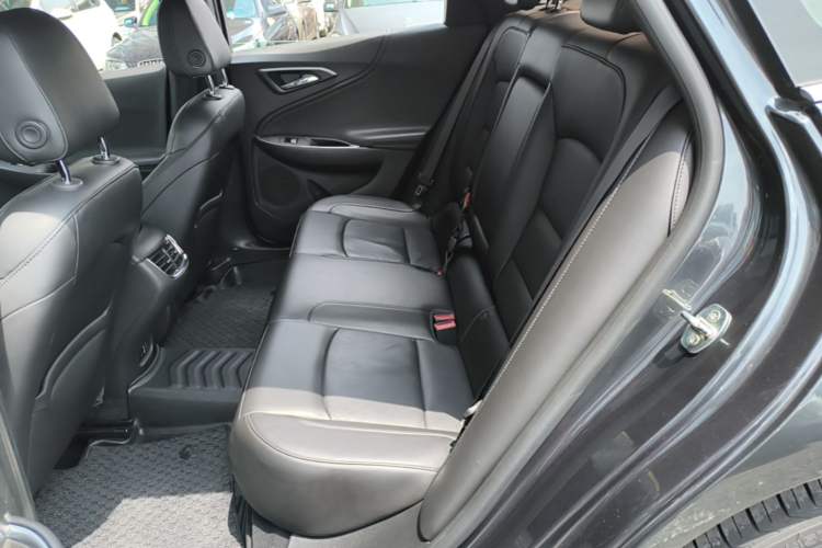 Used Chevrolet Malibu XL 2017 1.5T Dual-Clutch Ruimao Edition Left Rear Seat