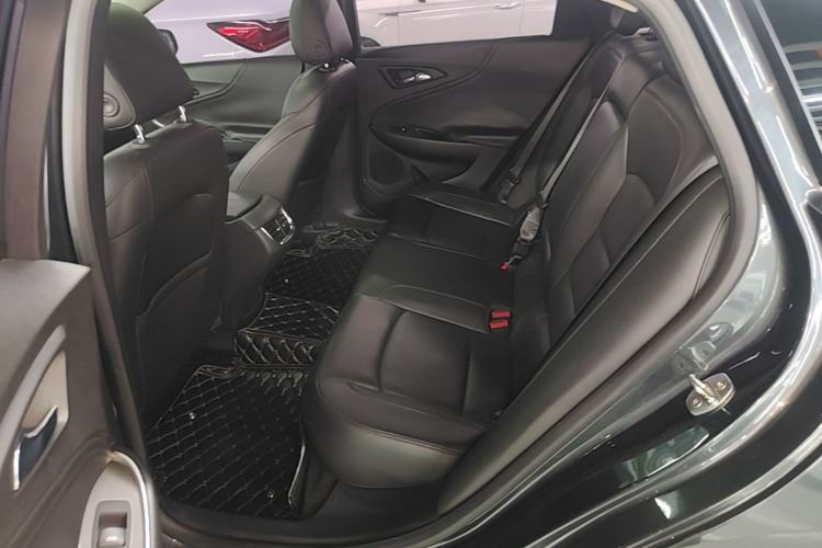 Used Chevrolet Malibu XL 2017 1.5T Automatic Ruichi Edition Left Rear Seat