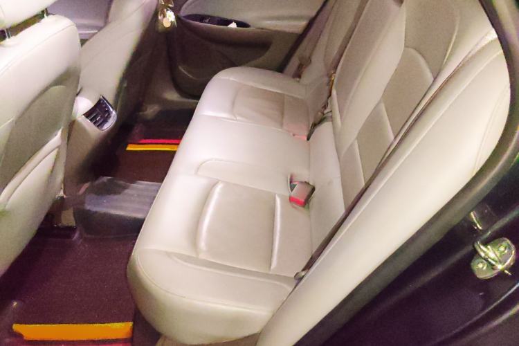Used Chevrolet Malibu XL 2017 1.5T Automatic Enjoyment Edition Left Rear Seat