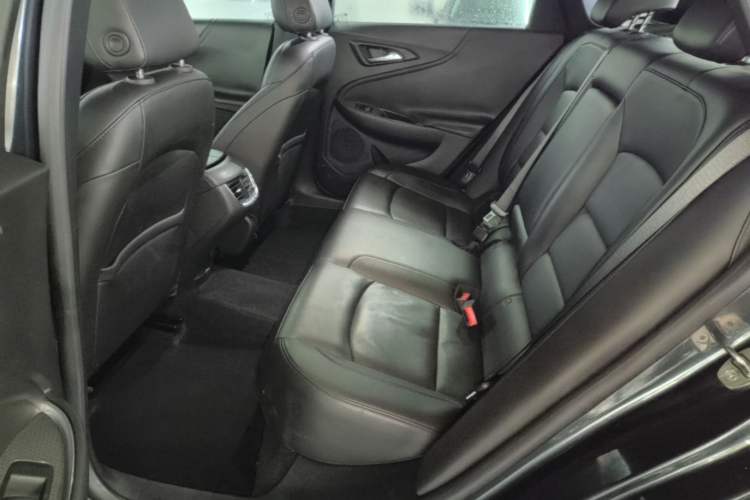 Used Chevrolet Malibu XL 2017 1.5T Automatic Ruichi Edition Left Rear Seat