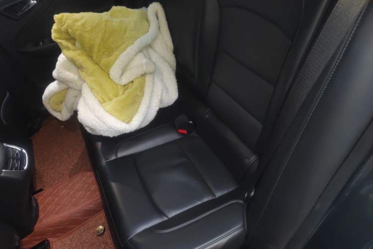 Used Chevrolet Malibu XL 2017 1.5T Automatic Ruichi Edition Left Rear Seat
