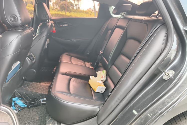 Used Chevrolet Malibu XL 2017 1.5T Automatic Ruichi Edition Left Rear Seat